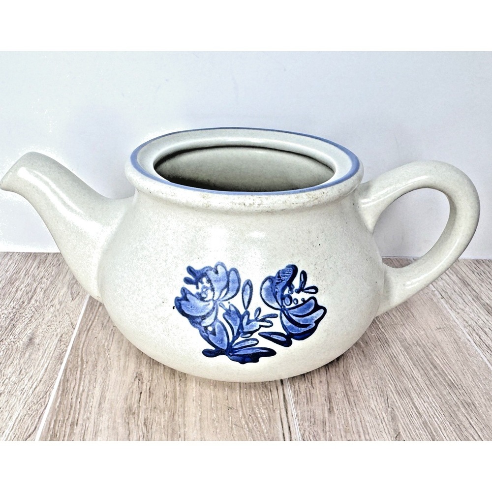 Pfaltzgraff Yorktowne Teapot Blue Floral Stoneware Small Vintage‎ USA Farmhouse